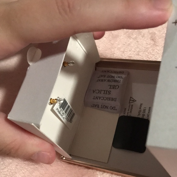 Minnie Mouse Disney earrings - Picture 6 of 6